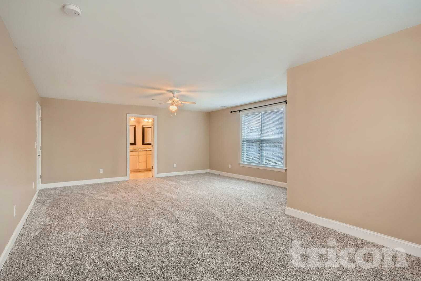 Building Photo - 247 Young Ave SW