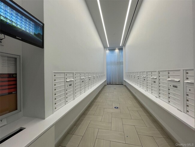 Building Photo - 131-03-131-40 40th Rd