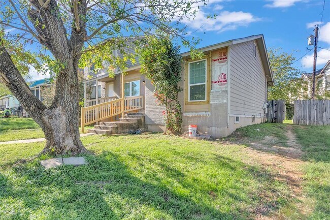 Building Photo - 108 Hillside Cove