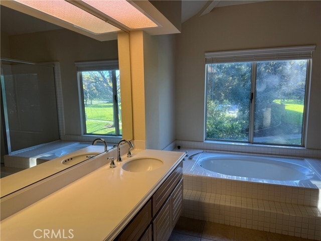 Building Photo - 5 Belcanto