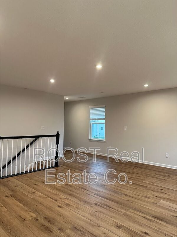 Building Photo - 380 Crownover Way