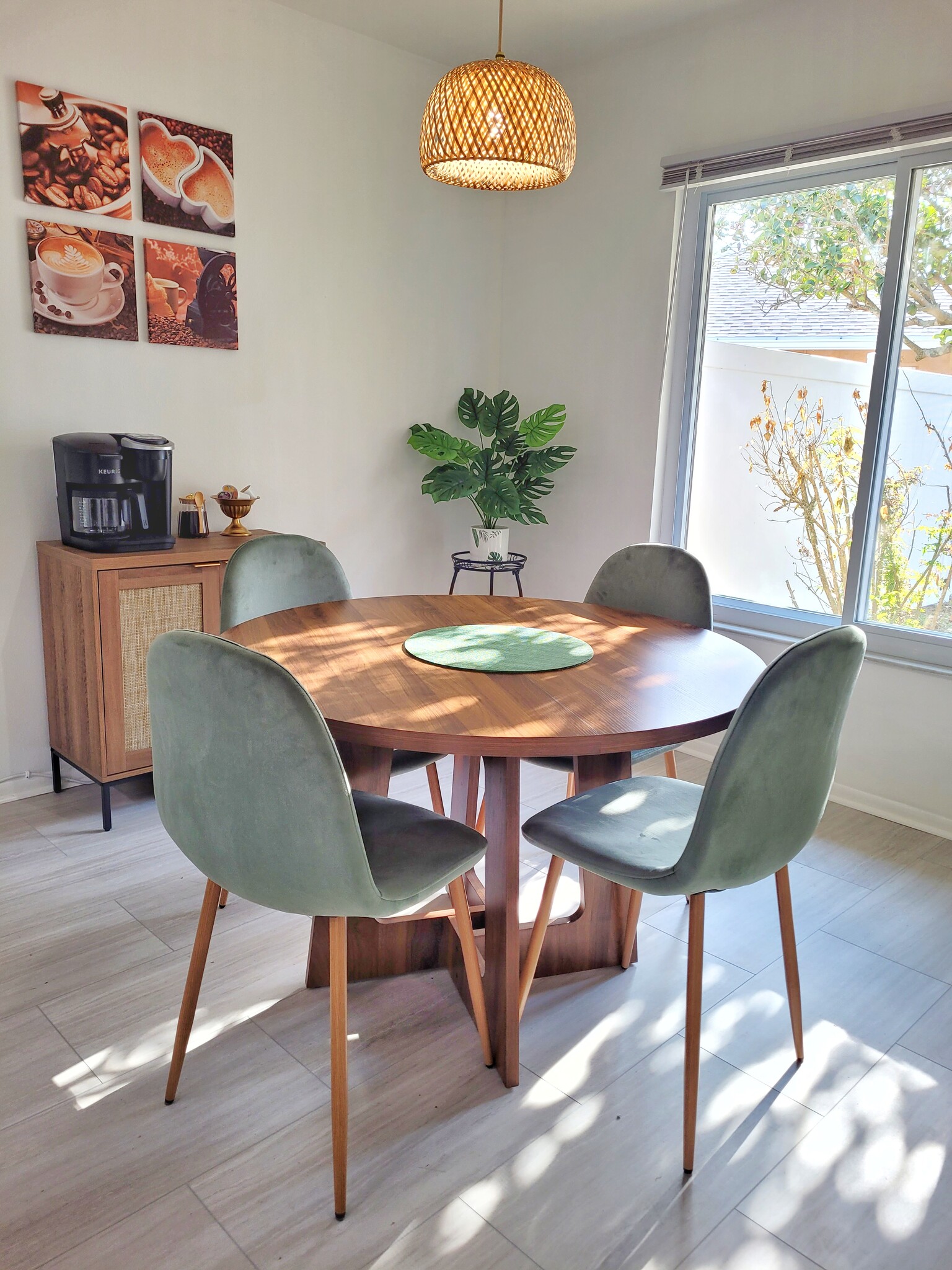 Building Photo - 1911 Tarpon Ct