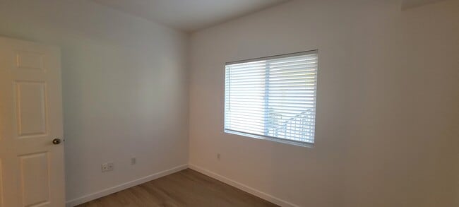 Building Photo - 9728 Marilla Dr