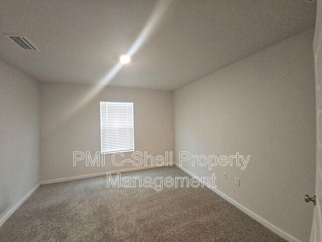 Building Photo - 3456 Fallschase Blvd