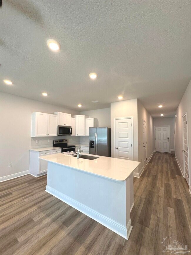 Building Photo - 5673 Stellarjay St