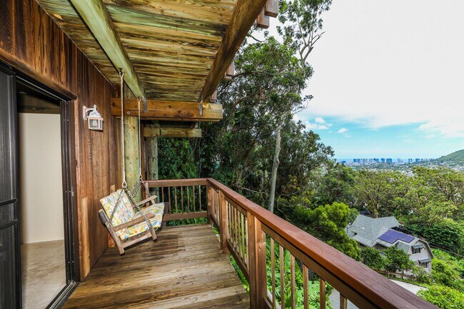Building Photo - 3368A Anoai Pl