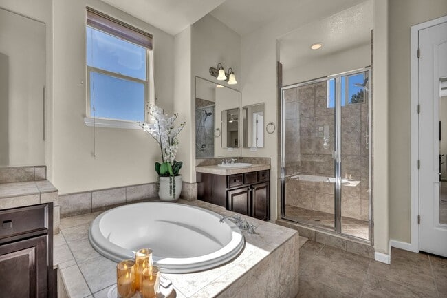 Building Photo - 6328 Windy Meadow Dr