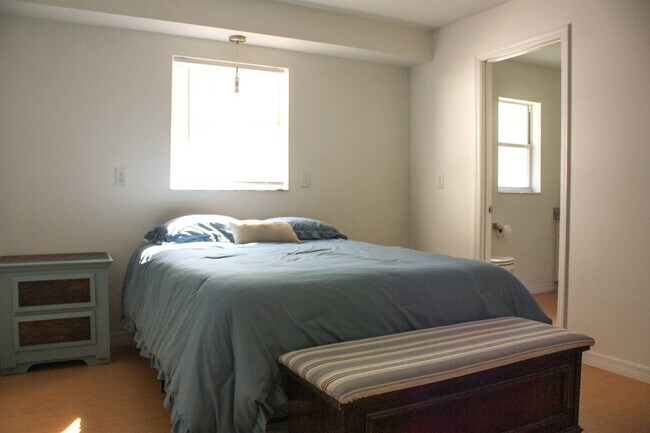 Building Photo - 20732 SW Marine Blvd
