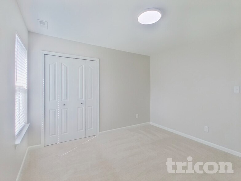 Building Photo - 8219 Belmont Stables Dr