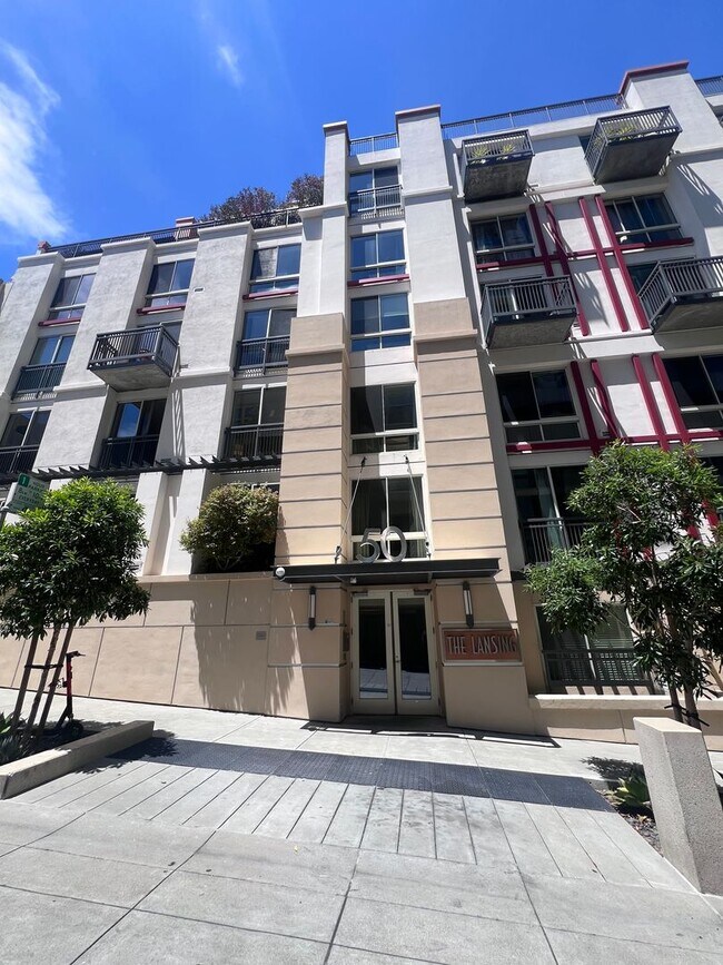 Building Photo - Epic REA - Spacious & Open floor plan 1BR +1BA in the Rincon Hill neighborhood