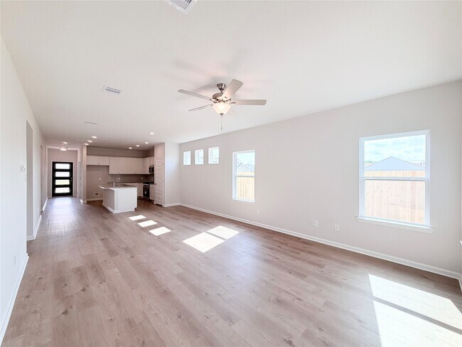 Building Photo - 3410 Brushy Marsh Dr