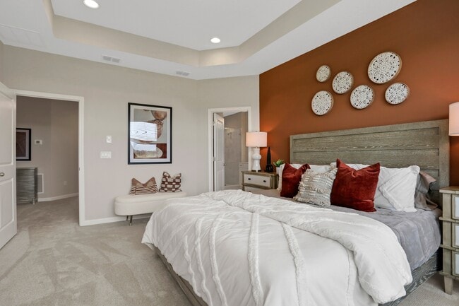 Building Photo - 823 Cherry Elm Dr
