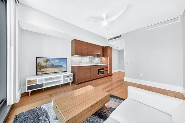 Building Photo - Anaha #511