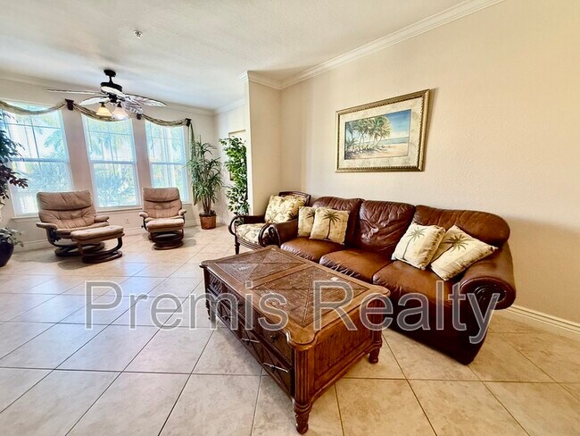 Building Photo - 2705 Via Murano