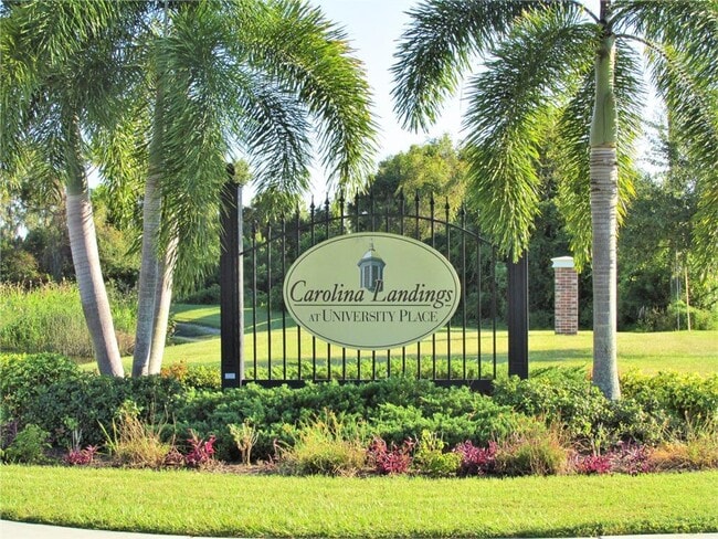 Building Photo - 7648 Plantation Cir