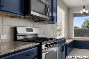 Building Photo - 13835 Fredrick Hl