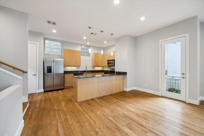 Building Photo - 4333 O'Reilly