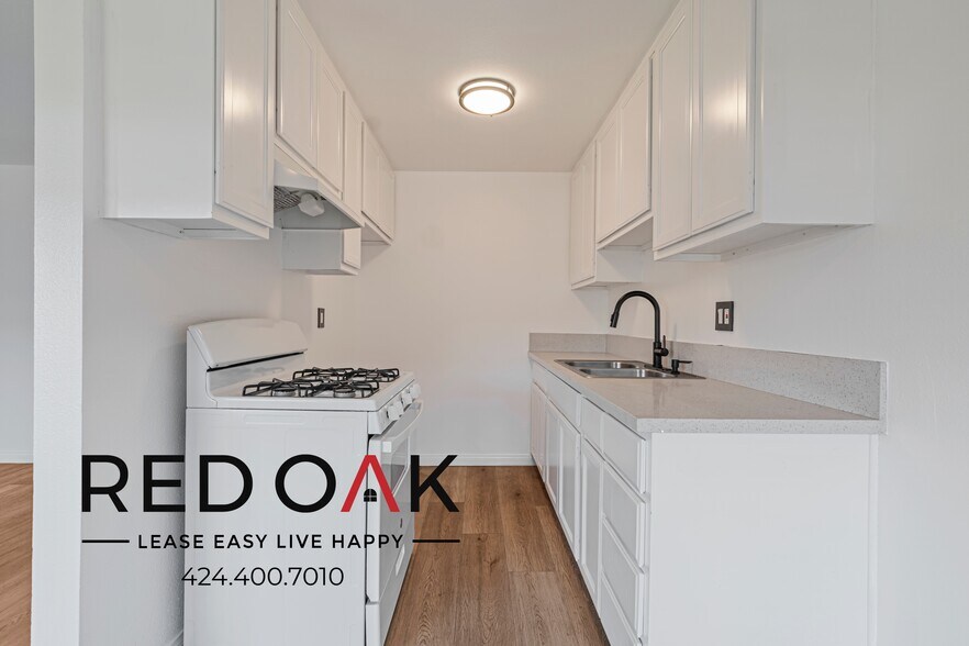 Building Photo - 14121 Shoemaker Ave