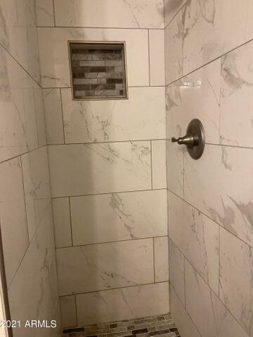 Building Photo - 1042 S Mariana St