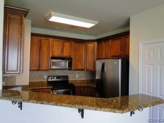 Building Photo - 839 Parkland Pl