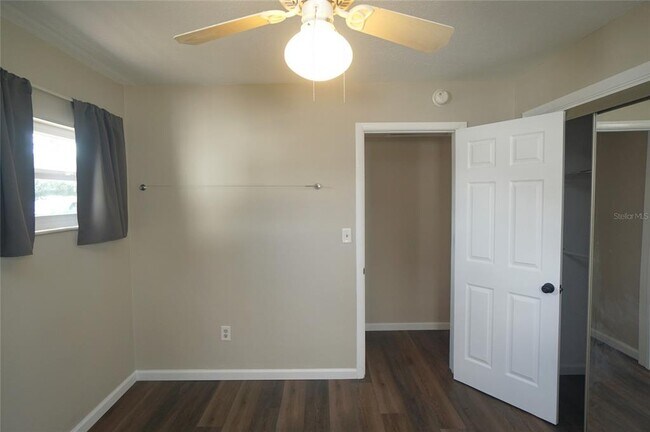 Building Photo - 3603 S Belcher Dr