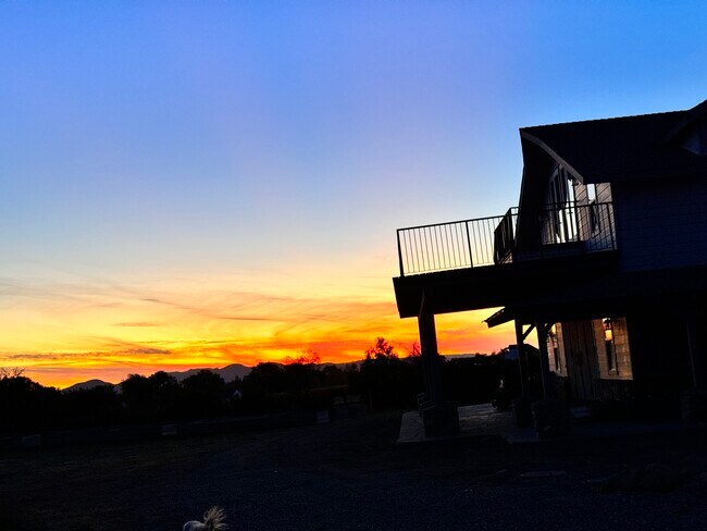 Building Photo - 3730 Roblar Ave