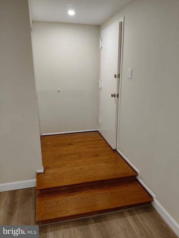 Building Photo - 423 Christopher Ave