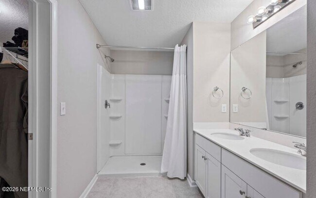 Building Photo - 4954 Big Pine Dr