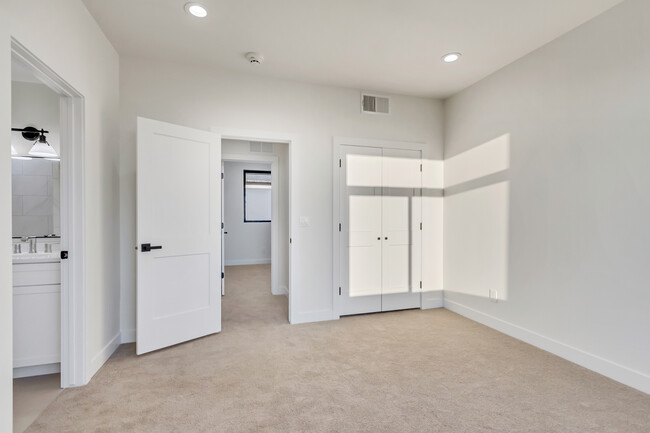 Building Photo - Shred Ready Homes