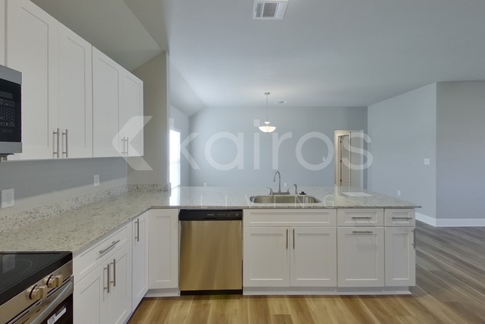 Building Photo - 18817 Seabiscuit Ln