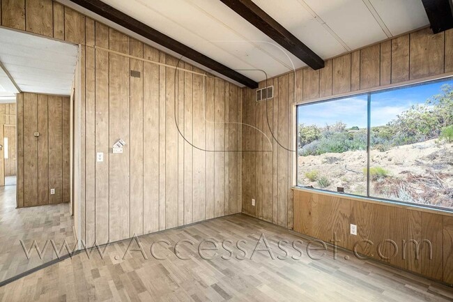 Building Photo - Lovely 2 Bed/2 Bath Manufactured Double-Wide Home In Anza!