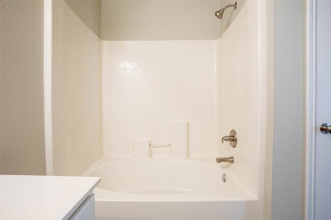 Building Photo - 10500 Aransas Dr