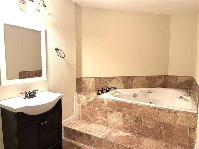 Building Photo - 23058 LA-1088