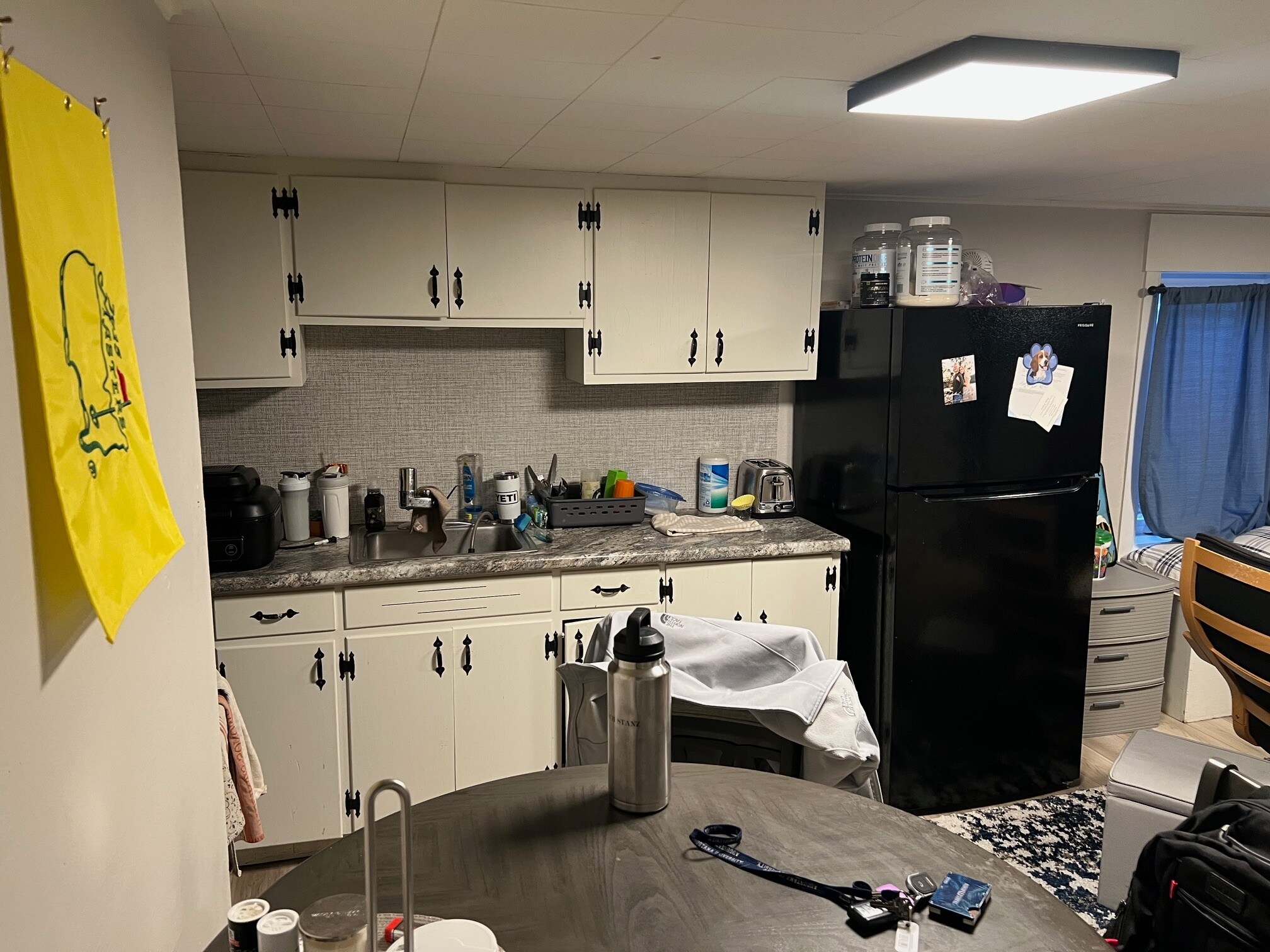 Building Photo - 2120 S Norton Ave