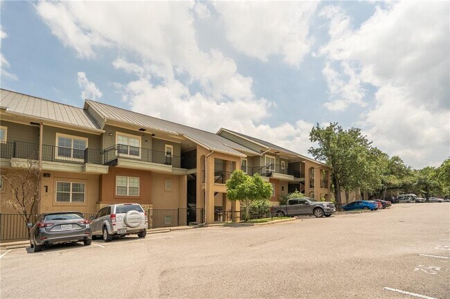 Building Photo - 6810 Deatonhill Dr