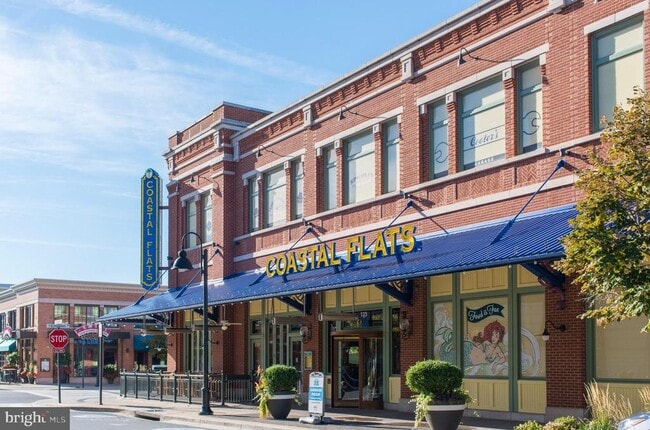 Building Photo - 408 Hendrix Ave