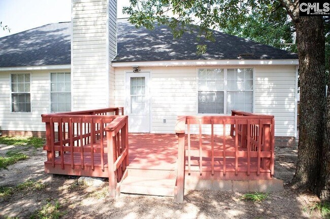 Building Photo - 33 Oak Lake Ct