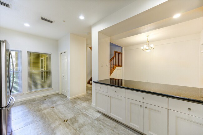 Building Photo - 12625 Memorial Dr