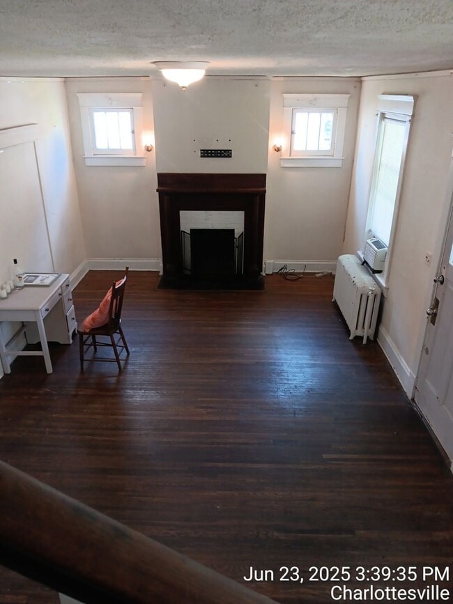 Building Photo - 463 14th St NW
