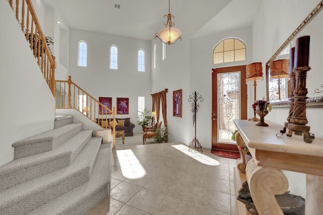 Building Photo - 875 Chaste Ct