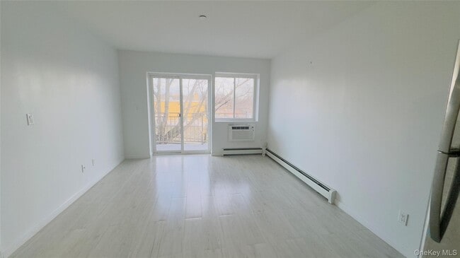 Building Photo - 31-22 60th St