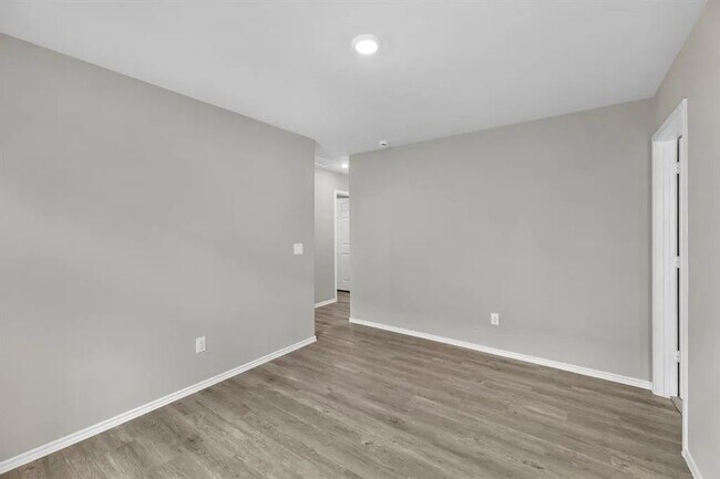 Building Photo - 8213 Red Spruce St
