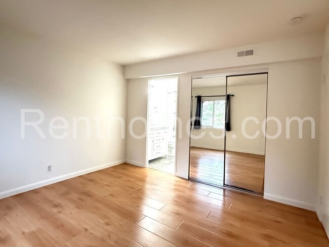 Building Photo - 3745 Balboa Terrace