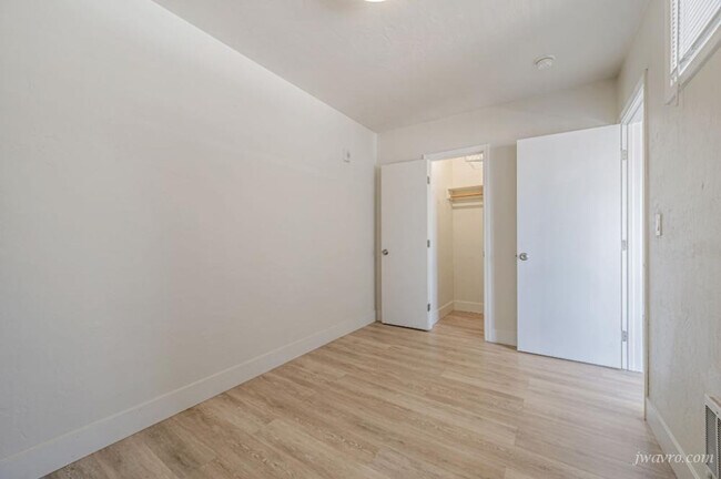 Building Photo - 70 Terra Vista Ave