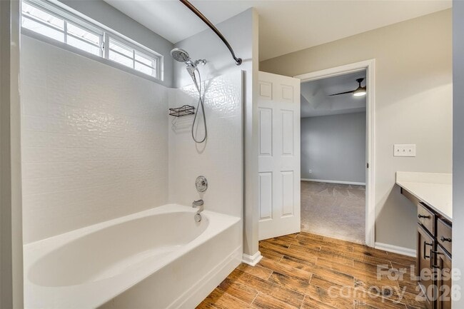 Building Photo - 618 Bayou Cir