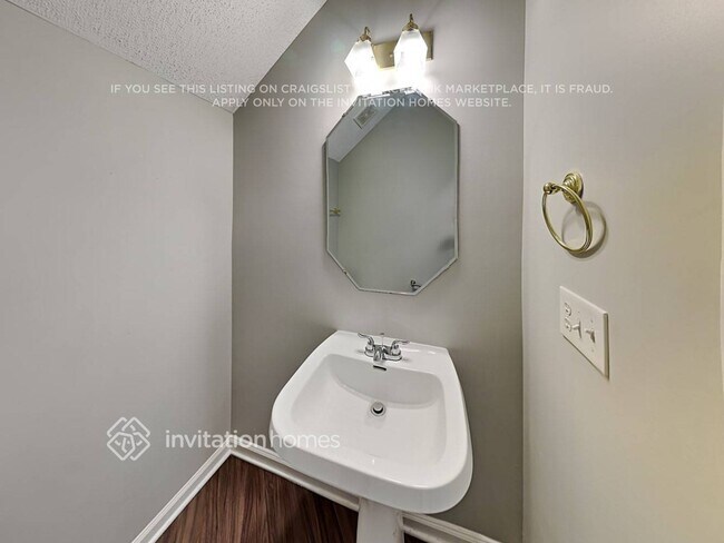 Building Photo - 3440 Betterton Ln