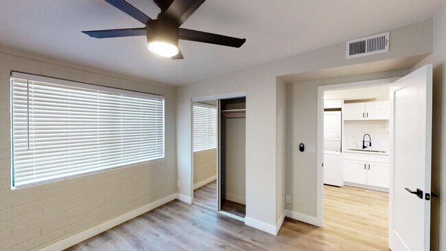 Building Photo - Herradura Villas-1020 (A&amp;B)
