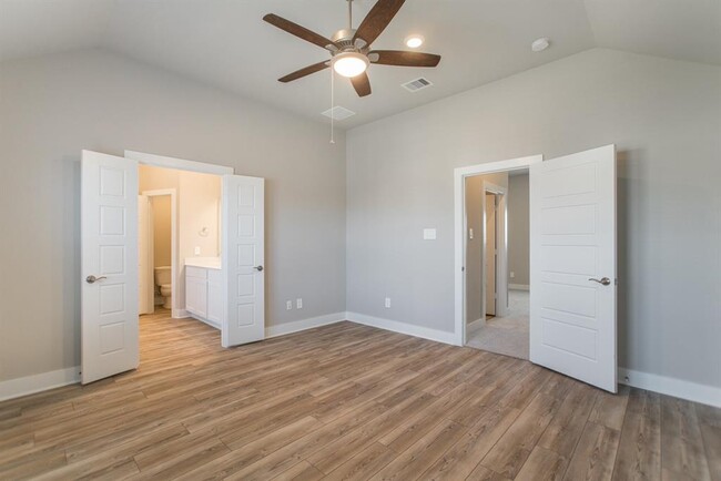 Building Photo - 10569 Preserve Wy