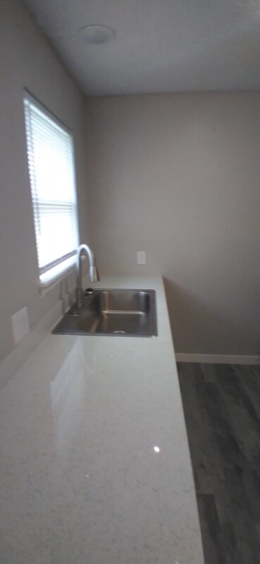 Building Photo - 407 Edwards St