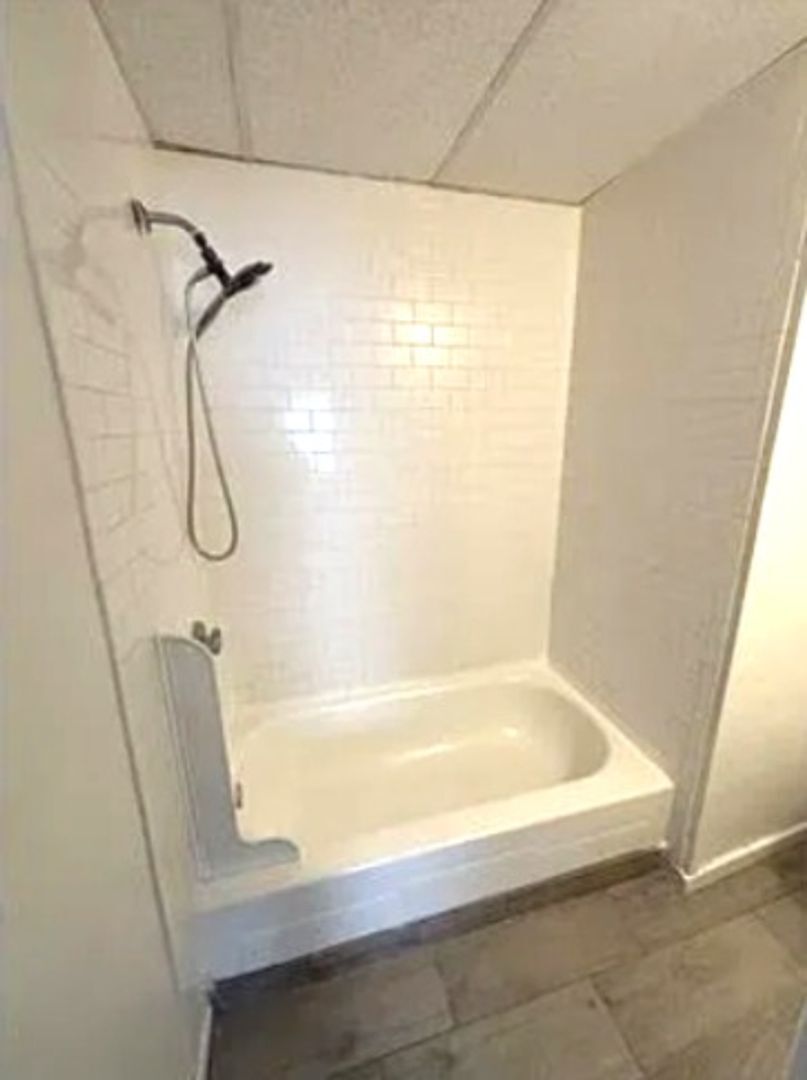 Building Photo - 91 Ives St